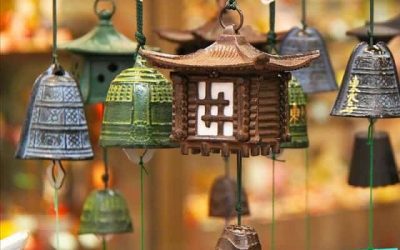 Cách treo chuông gió theo tuổi để Tài Lộc – An Yên gõ cửa